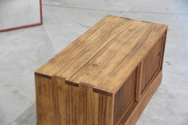 Vintage Small Chest Width:910mm - Image 3