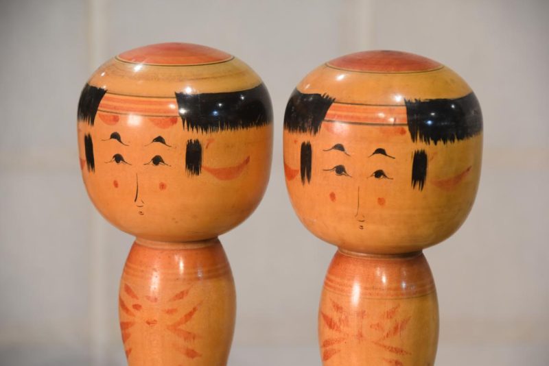 Twins Japanese Kokeshi Dolls Height:300mm - Image 2