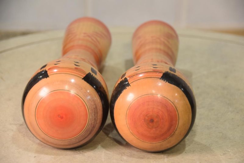 Twins Japanese Kokeshi Dolls Height:300mm - Image 3