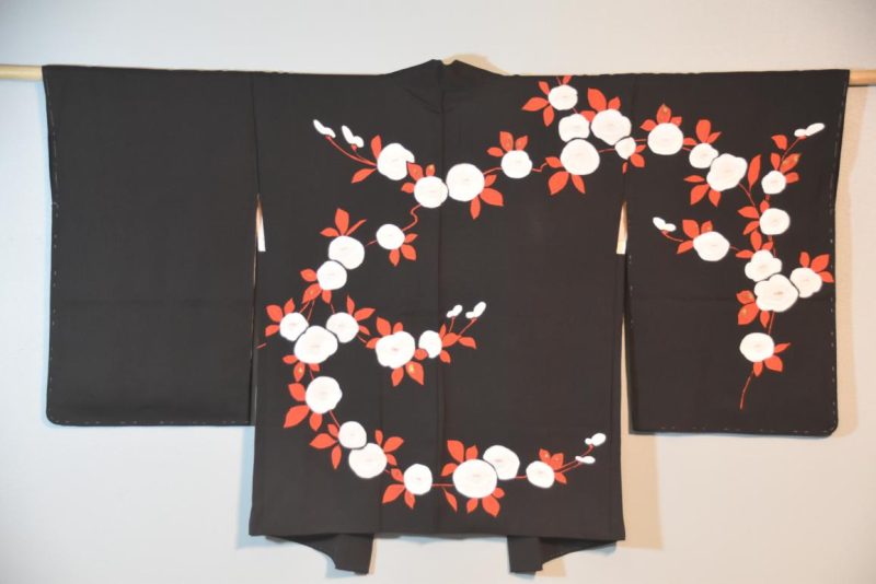 Vintage Tsubaki Design Silk Haori Jacket - Image 2