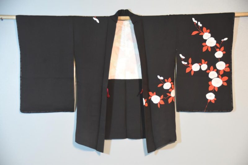 Vintage Tsubaki Design Silk Haori Jacket - Image 3