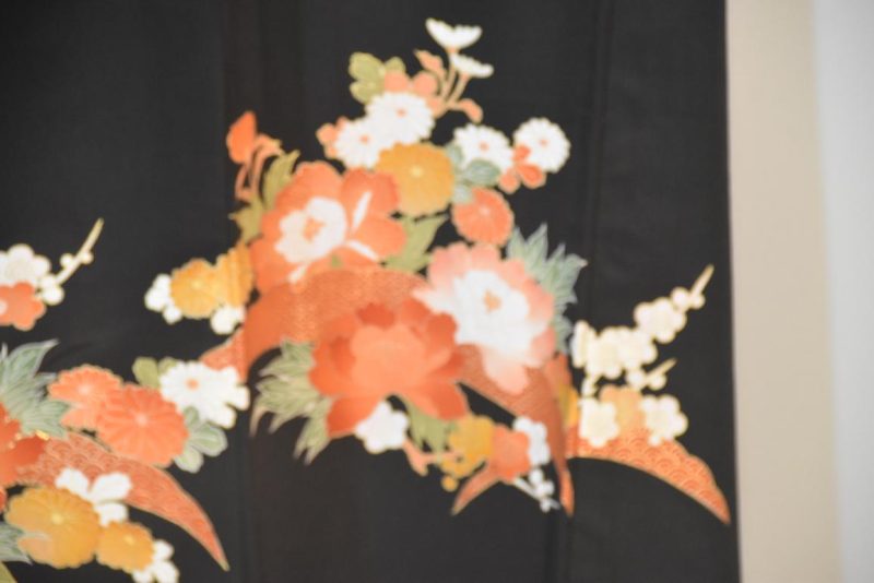 Japanese Vintage Silk Tomosode Kimono - Image 10