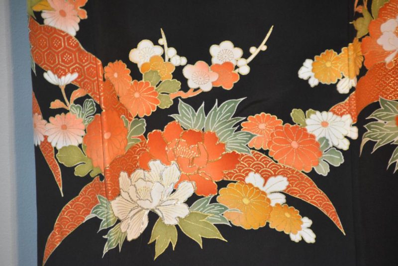 Japanese Vintage Silk Tomosode Kimono - Image 2