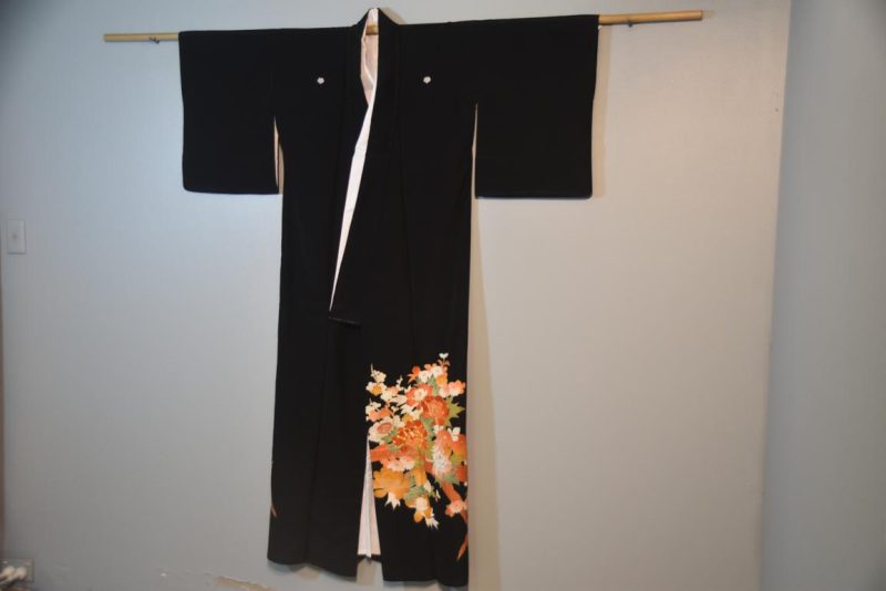 Japanese Vintage Silk Tomosode Kimono - Image 6