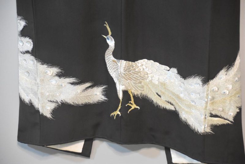 Japanese Vintage Silk Tomosode Kimono - Image 10