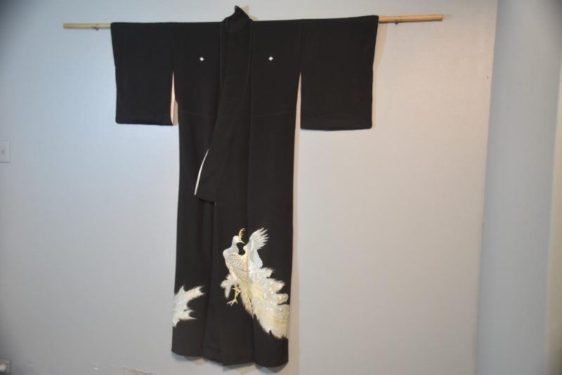 Japanese Vintage Silk Tomosode Kimono - Image 11