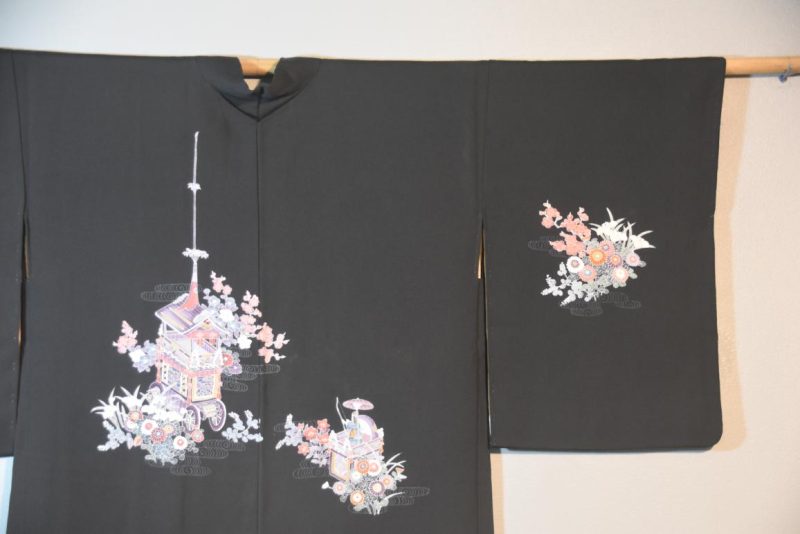 Japanese Vintage Silk Haori Jacket - Image 3