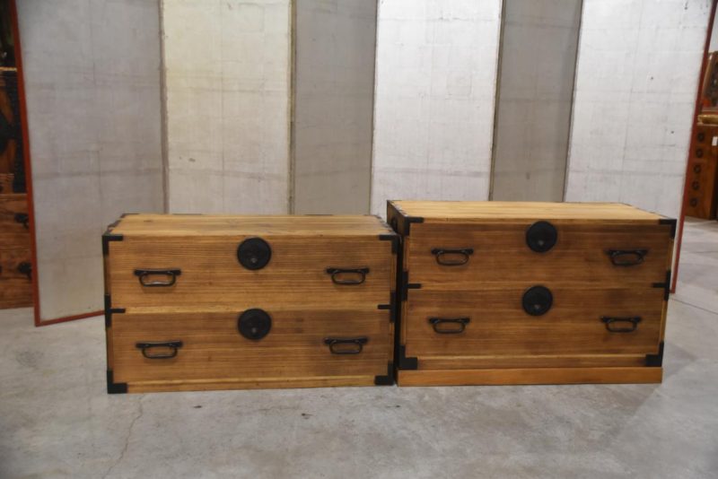 Antique Clothing Chest on Chest Width:970 mm's wide - Image 3