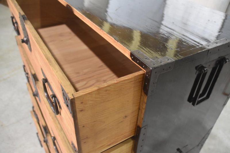 Antique 2 Section Clothing Chest  Width:865mm - Image 8