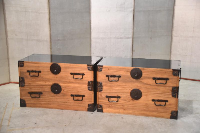 Antique 2 Section Clothing Chest  Width:865mm - Image 5