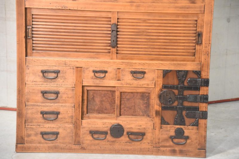 Antique Gifu Region 2 Section Merchants Chest Width:1095mm - Image 12