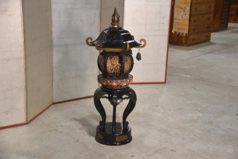 Antique Lacquered Temple Lantern Height:1130mm - Image 7