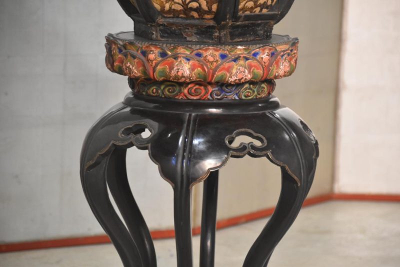 Antique Lacquered Temple Lantern Height:1130mm - Image 3