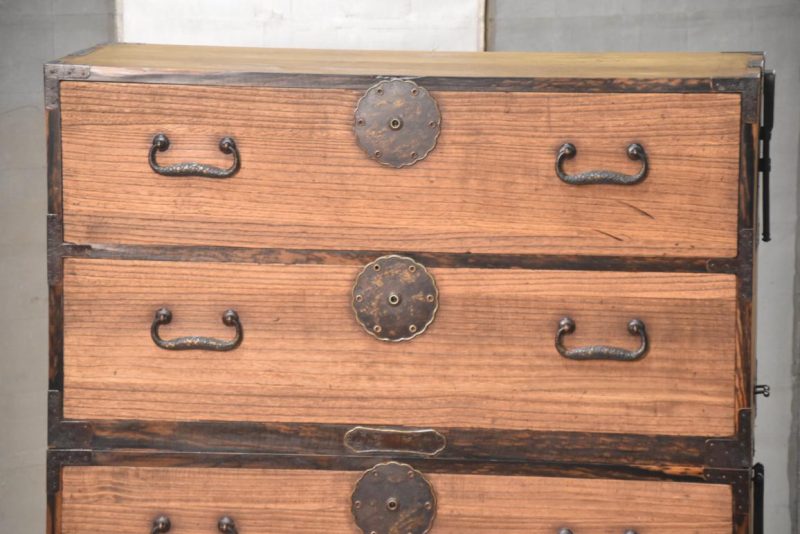 Antique 4 Drawer Clothing Chest (2 Sections)Width:940mm - Image 15