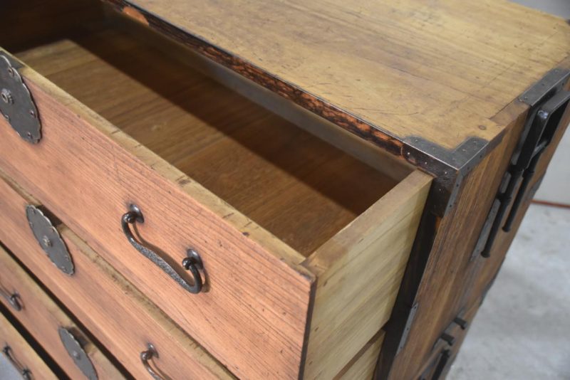 Antique 4 Drawer Clothing Chest (2 Sections)Width:940mm - Image 8