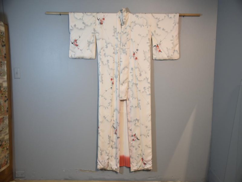 Japanese Vintage Silk Kimono - Image 3