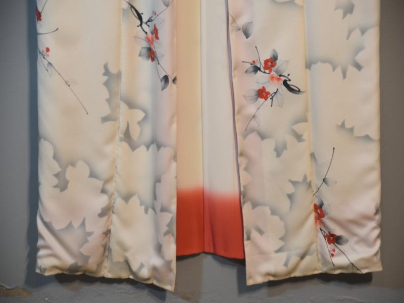 Japanese Vintage Silk Kimono - Image 5