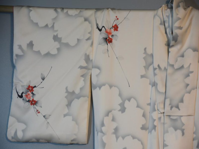 Japanese Vintage Silk Kimono - Image 4