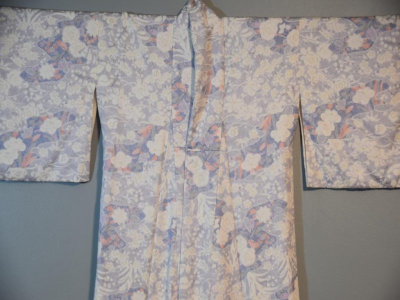 Japanese Vintage Silk Kimono - Image 4