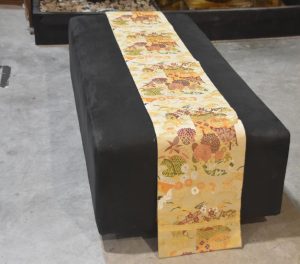 Vintage Japanese Maru Table Runner (Obi)