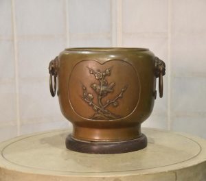Vintage Japanese Bronze and Wood Hibachi Width:270mm