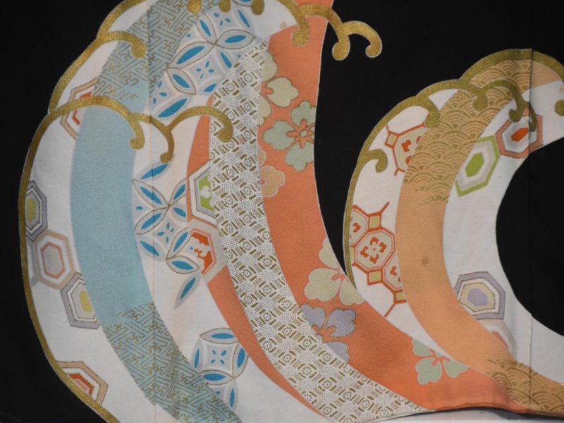 Japanese Vintage Silk Tomosode Kimono - Image 12