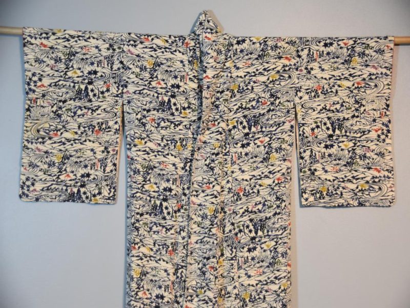 Japanese Vintage Silk Kimono - Image 5