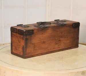 Edo Period Kinko Coin Box Width:395mm