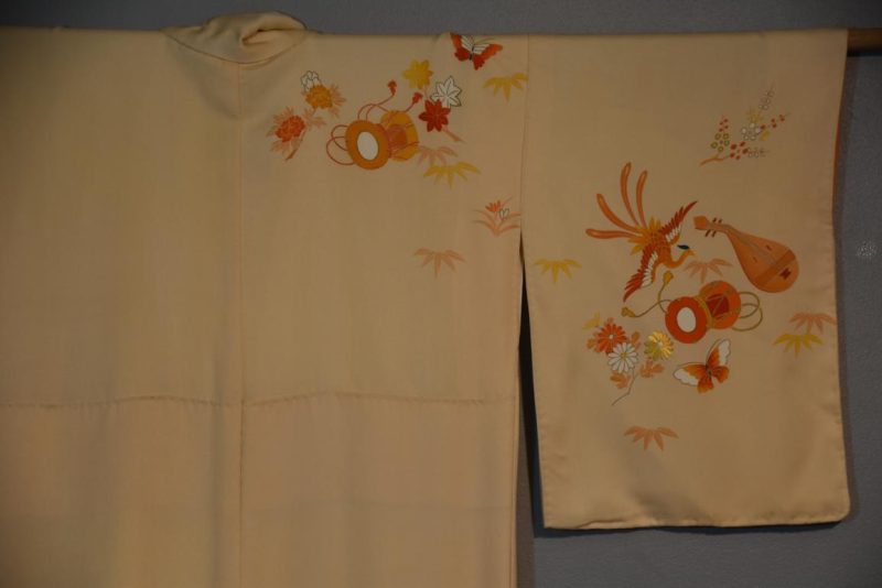 Japanese Vintage Silk Kimono - Image 2