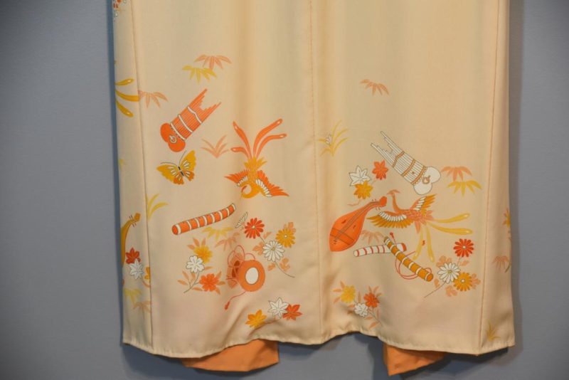 Japanese Vintage Silk Kimono - Image 4