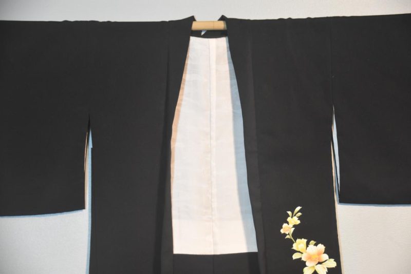 Japanese Vintage Silk Haori Jacket - Image 3
