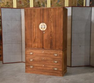 Japanese Wedding Chest with Fan detail Lock Plate
