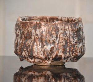 Japanese Shino Pottery Chawan Tea Bowl with Kitsuji Repair Width:130mm