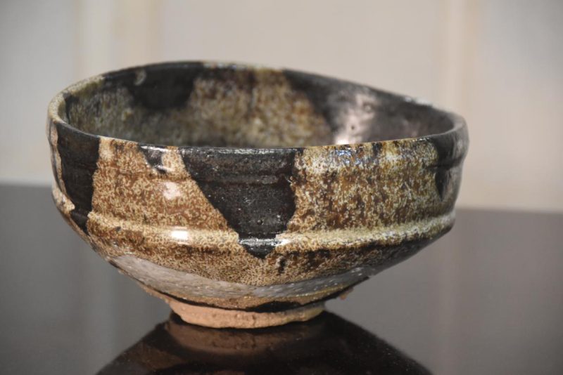 Japanese Black Oribe Pottery Chawan Tea Bowl Width:175mm - Image 4
