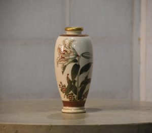 Japanese Ceramic Tiger Lily Vase diameter:90mm