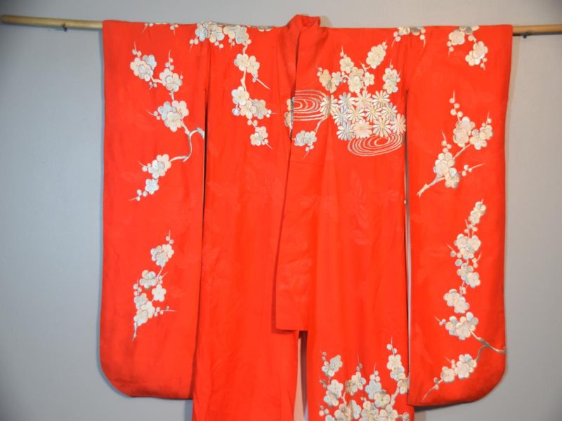Japanese Vintage Wedding Kimono - Image 10
