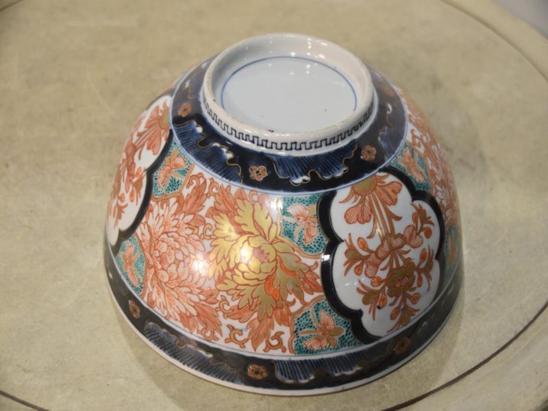 Imari Style Bowl - Image 4