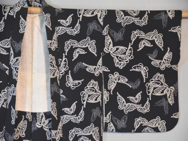 Japanese Vintage Silk Butterfly Design Haori Jacket - Image 4