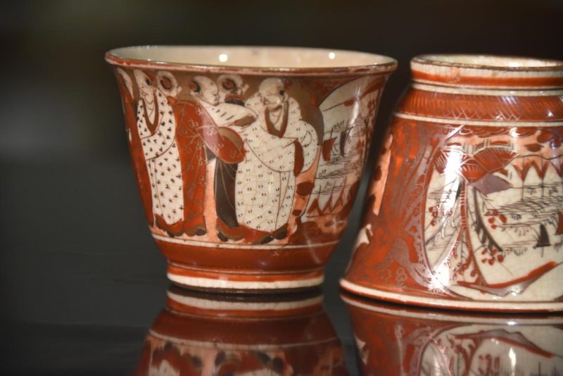 Pair of Kutani Sencha Cups decorated with Monks Width:58mm - Image 5