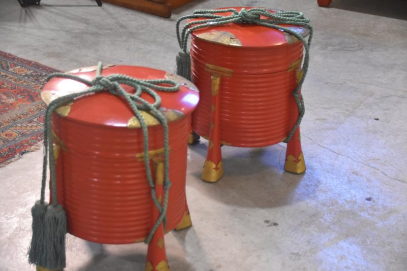 A Rare Pair of Japanese Red Lacquered Hokkai with Gilded Copper Hardware Height:510mm - Image 4