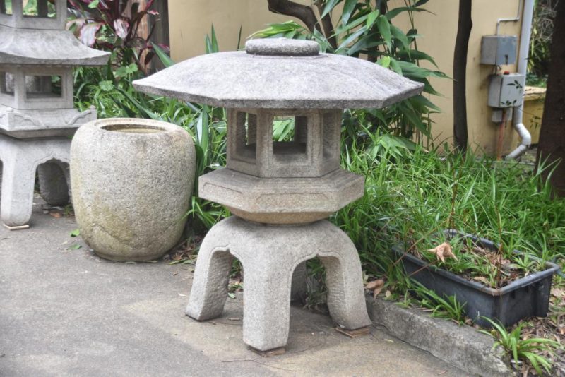 Antique Japanese Garden Lantern Width:1240mm - Image 2