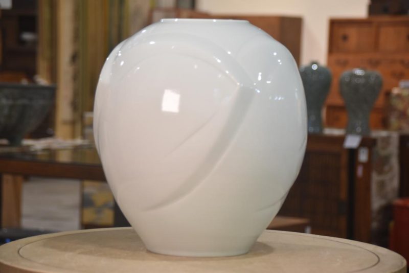 Japanese Seiji (Celadon) Vase Height:345mm - Image 9