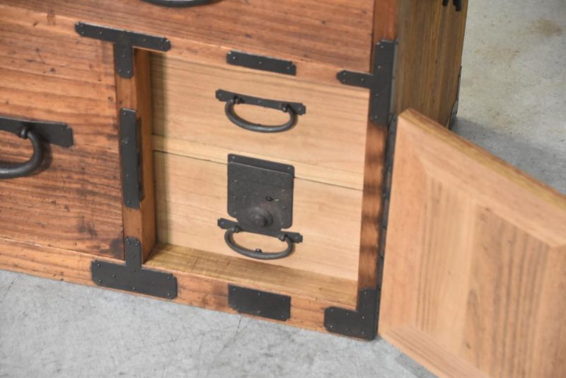 Antique Japanese Kannon Biraki Isho Tansu Clothing Chest 2 Sections Width:960mm - Image 8