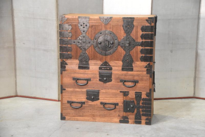 Antique Japanese Kannon Biraki Isho Tansu Clothing Chest 2 Sections Width:960mm - Image 2