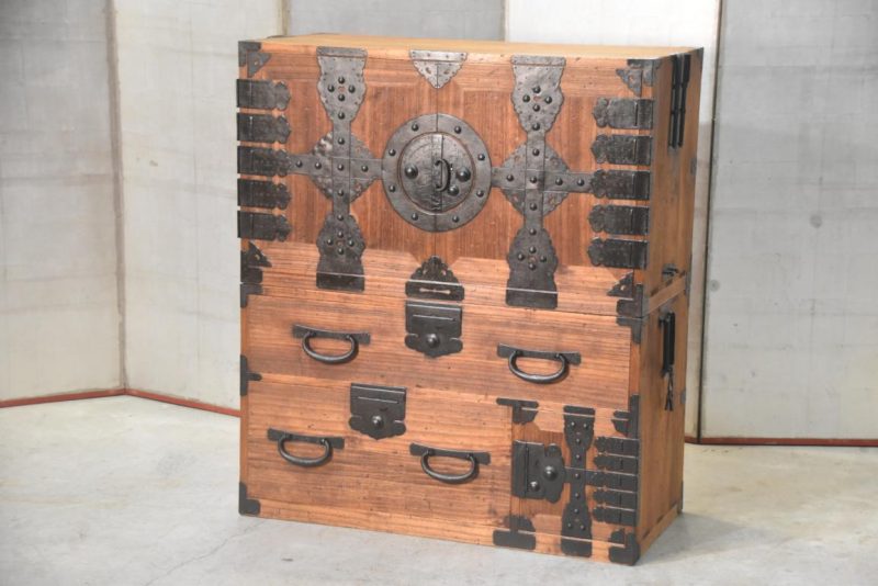 Antique Japanese Kannon Biraki Isho Tansu Clothing Chest 2 Sections Width:960mm