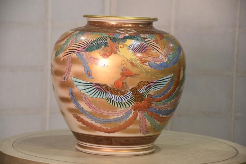 Kutani Pottery Vase Width:330mm