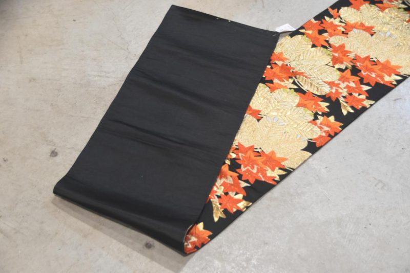 Fukuro Vintage Obi Table Runner with Pine and Maple Leaves Length:4000mm - Image 2