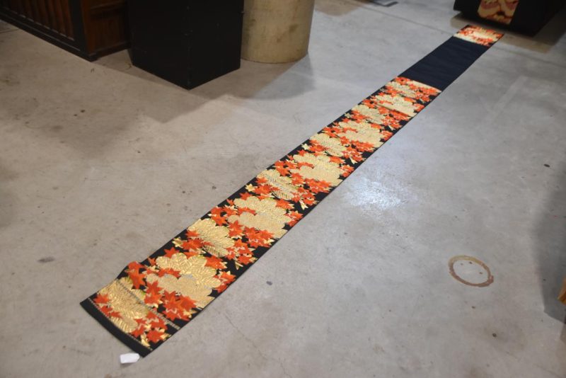 Fukuro Vintage Obi Table Runner with Pine and Maple Leaves Length:4000mm - Image 7