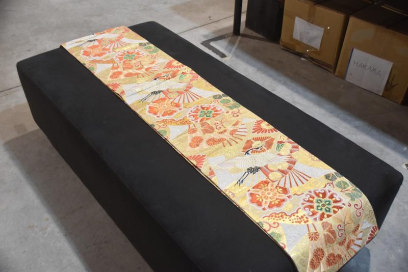 Vintage Maru Obi Sash Table Runner with Fans and Cranes Length:4000mm - Image 5