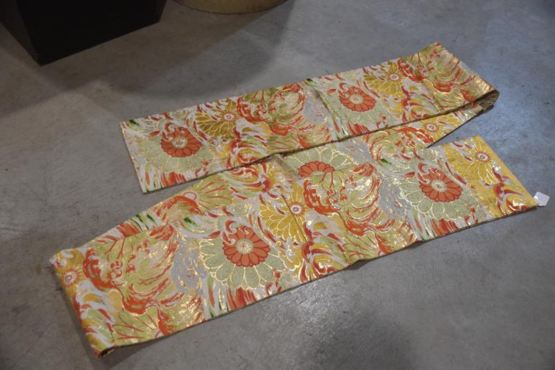 Vintage Maru Obi Sash Table Runner with Wave Design Length:4000mm - Image 4